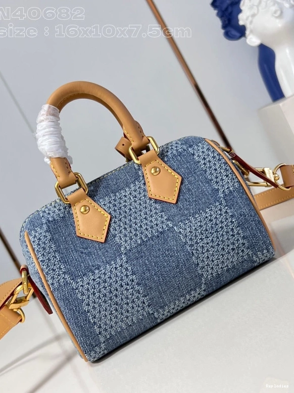 Cheap NANO LOUIS VUITTON SPEEDY-16-10-7.5cm 0806